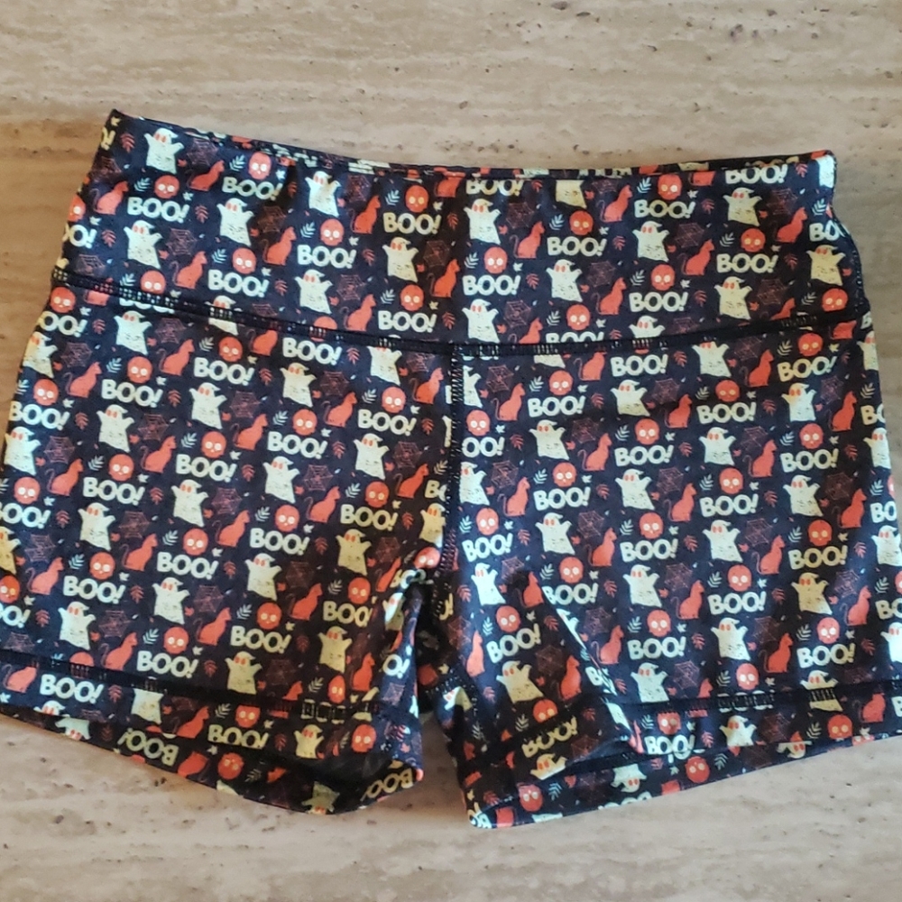 IAB booty shorts